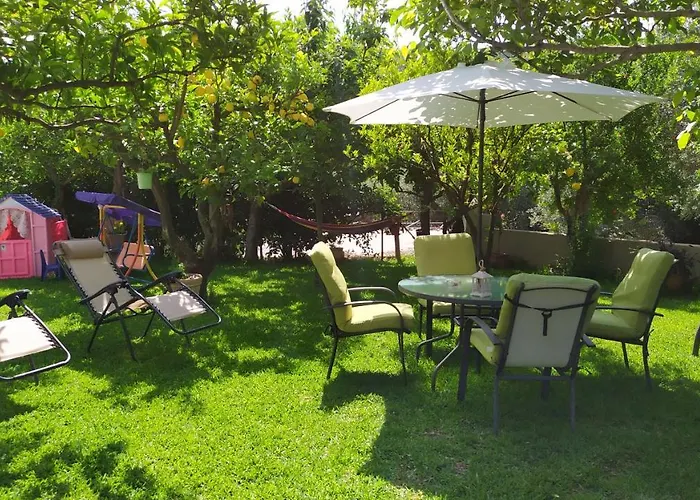 Thalia\'S Place